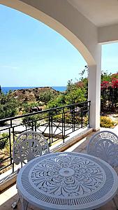 401b3ecd-f321-476d-a6d7-73965ceaeea6-576x1024