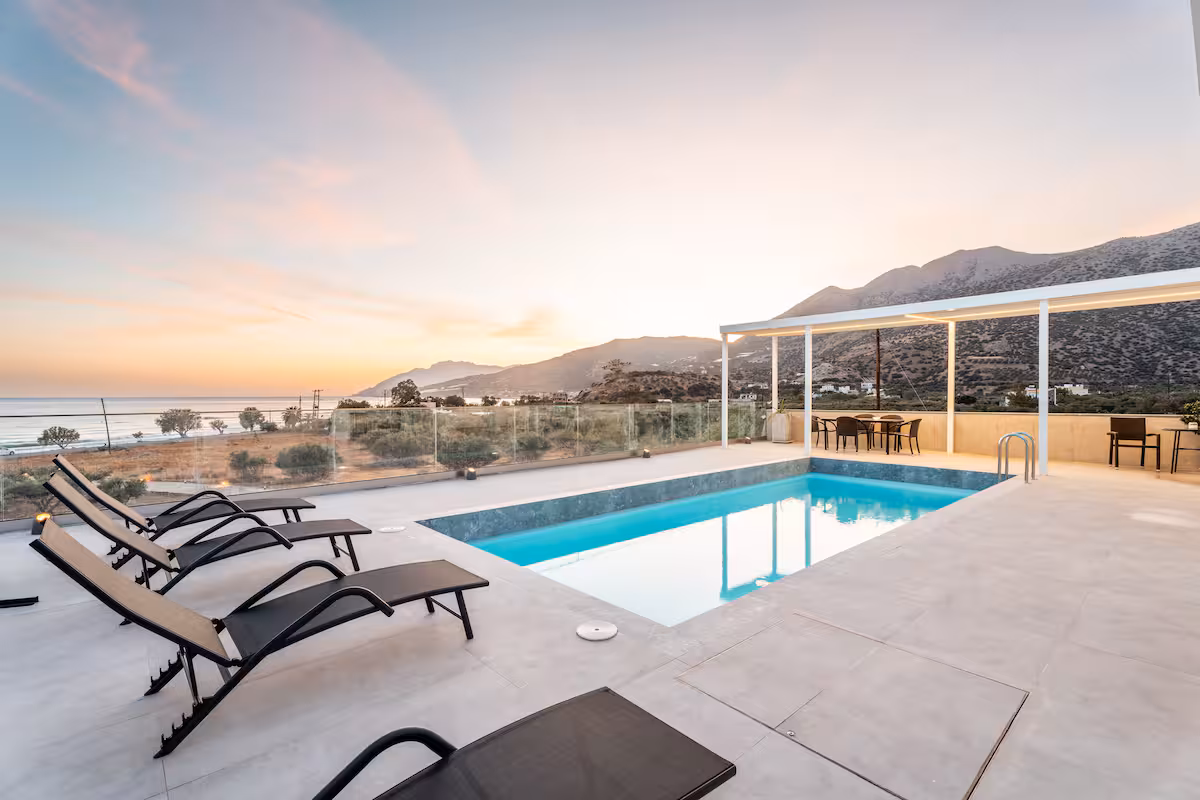 Zoe’ Sense Seaside Pool Villa