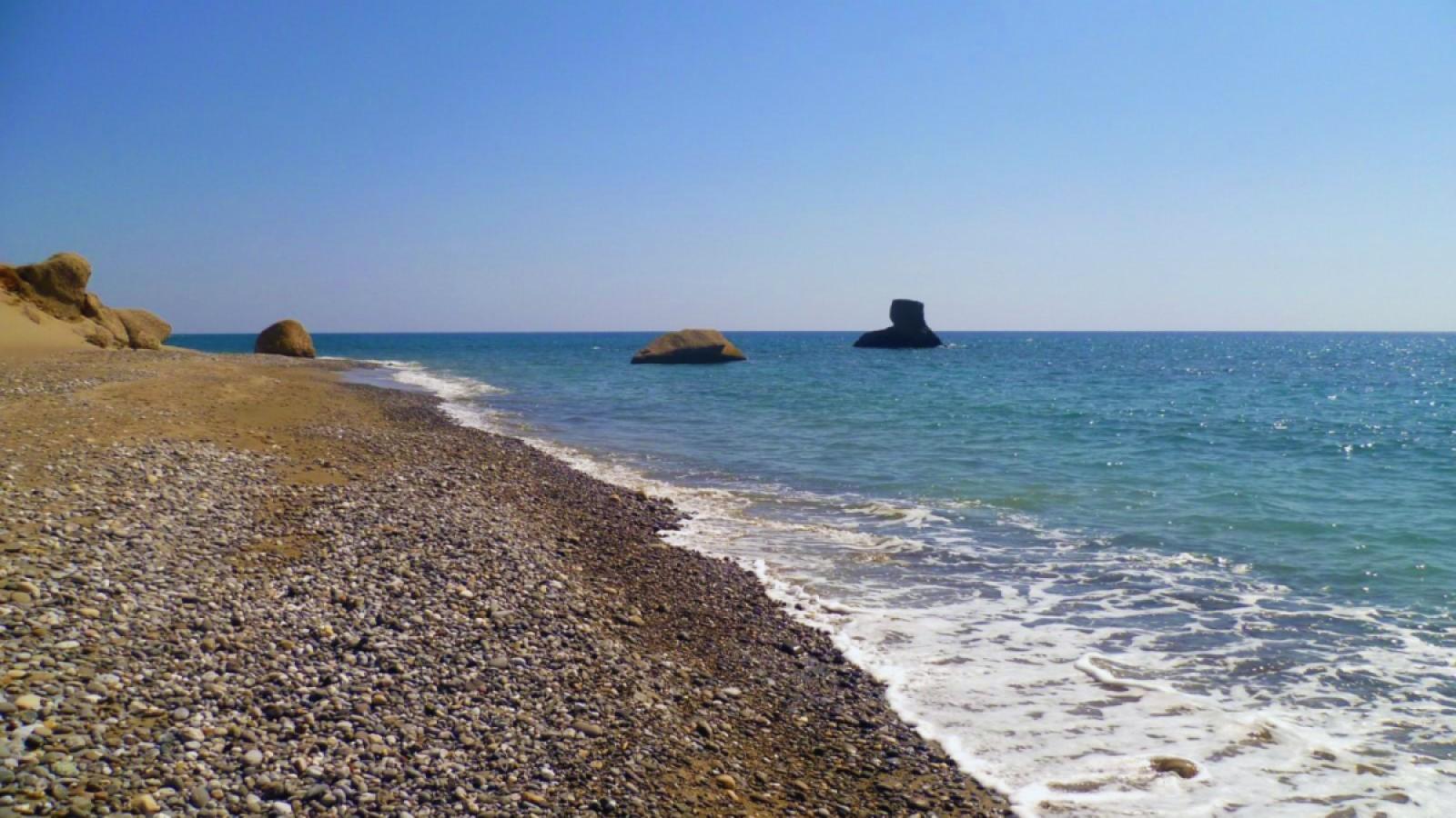Armenopetra Beach