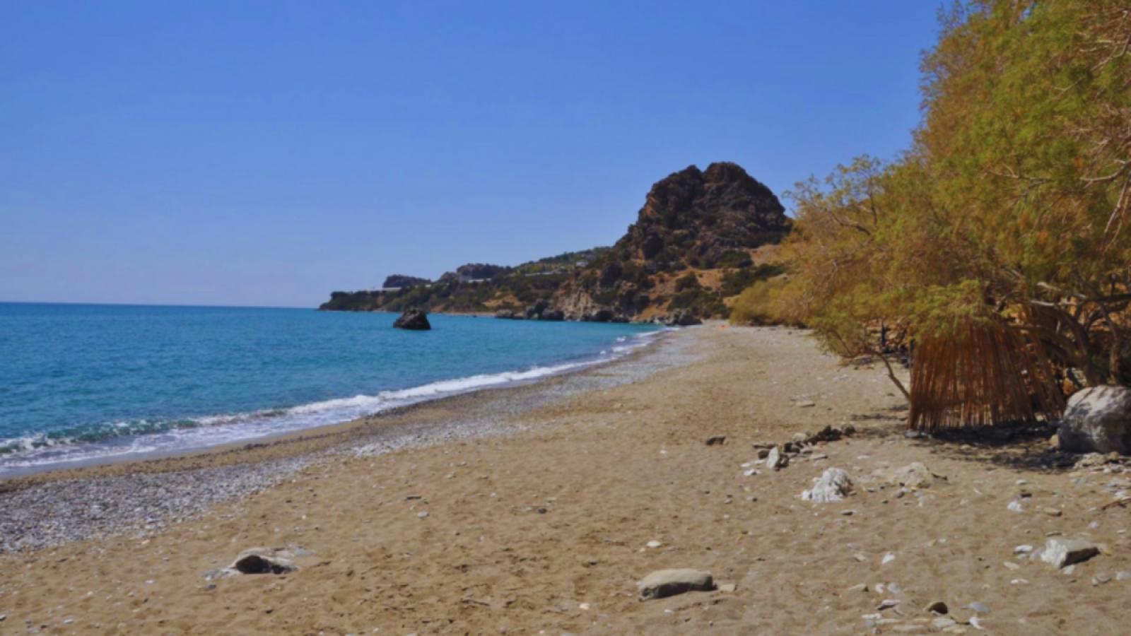 Skouros Beach